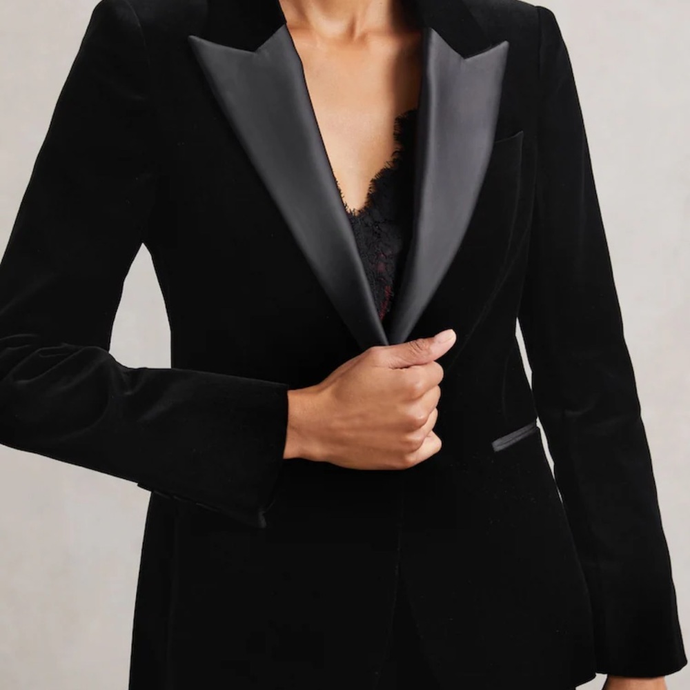 Reiss Black Velvet Women's Blazer